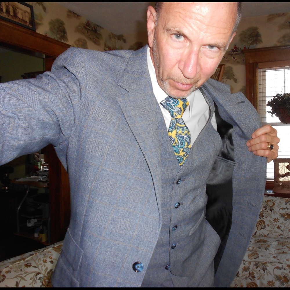 Mens Vintage 1980's Three Piece Plaid Suit